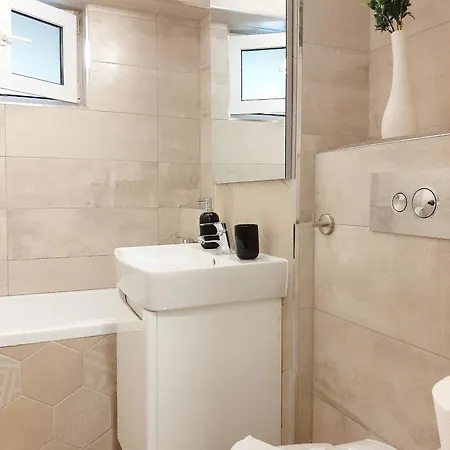 Apartman Cezar Faleza-nord Constanta-plaja Reyna