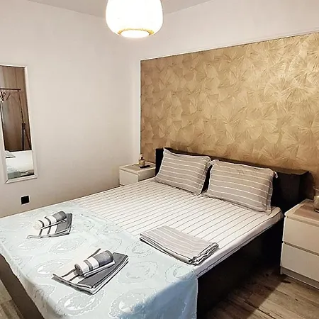 Lejlighed Cezar Faleza-nord Constanta-plaja Reyna *