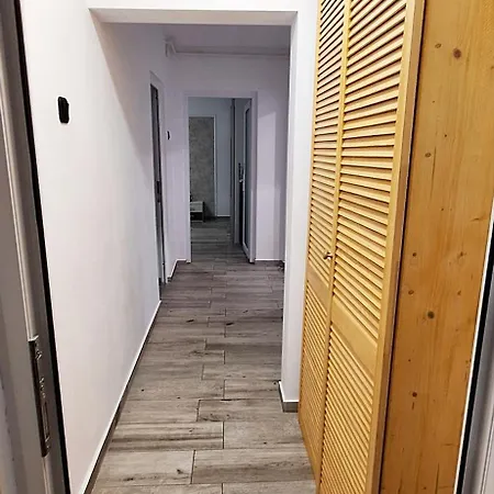 Cezar Faleza-nord Constanta-plaja Reyna Constanţa